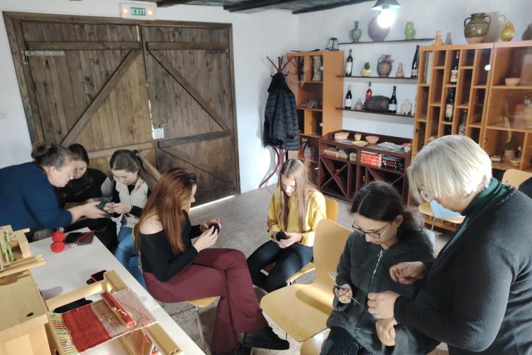 Радионица двопређног плетења у Равни 2025. године