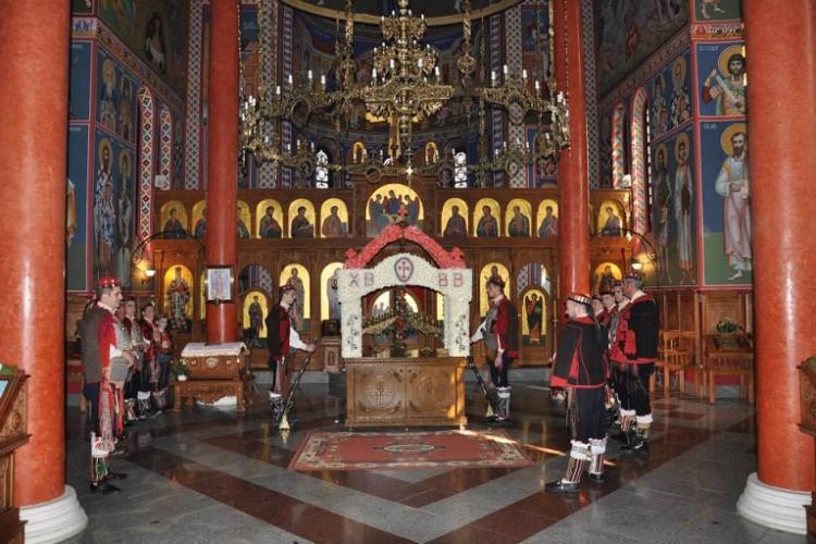 Обичај чуванња Христовог гроба, Батајница 