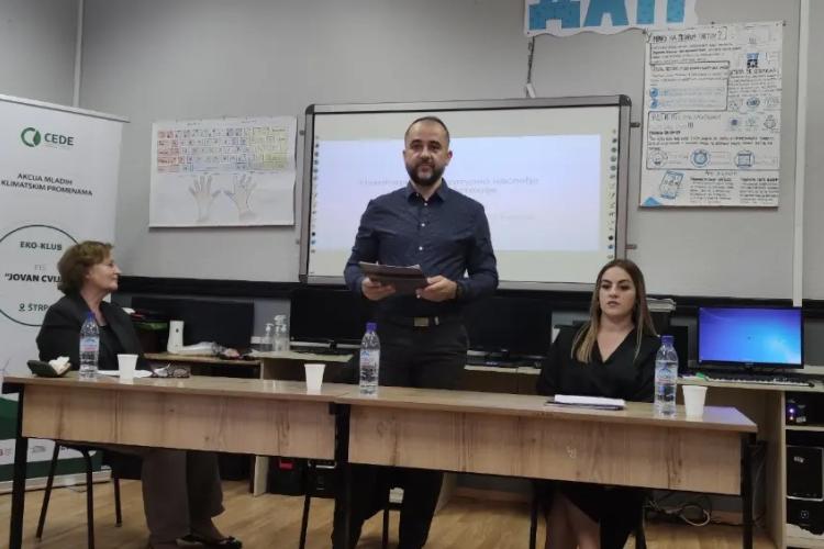 Трибина „Нематеријално културно наслеђе Сиринића“ одржана у Штрпцу 