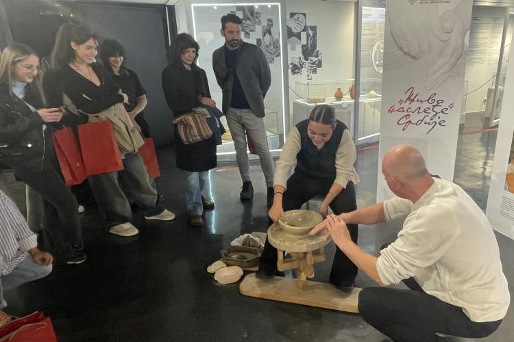 Међународни дан нематеријалног културног наслеђа 2025 - демонстрација злакуског лончарства, лончарства ручног витла у селу Злакуса
