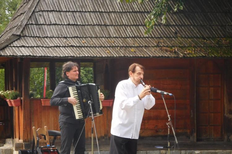 Свирање на фрули, Тршић, Докуменација Центра за НКН